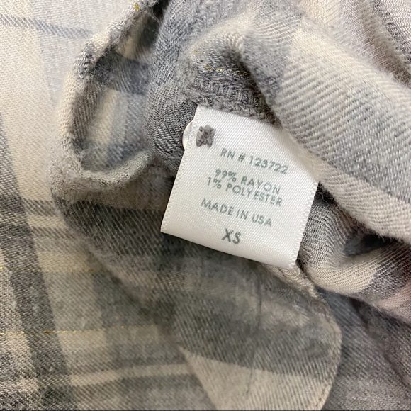 Xirena Shelby Gray Plaid Flannel Long Sleeve Button Up Shirt - Picture 10 of 11